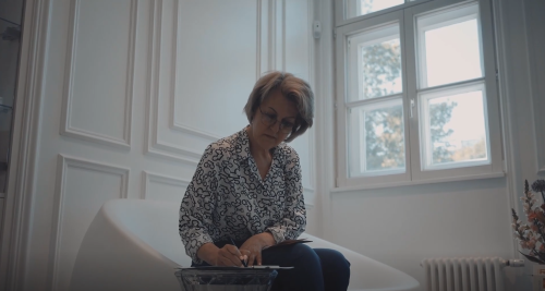 Выпуск №5 — SMART-омоложение лица. Что делать, если чувствуешь себя на 35, а в паспорте больше 50? История пациента Марины