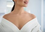 Без морщин, складок и колец Венеры: самые эффективные процедуры для красивой шеи