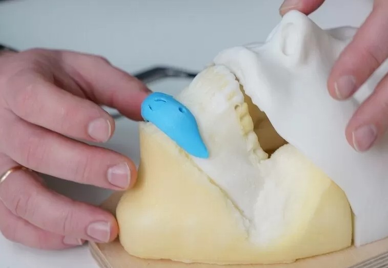 Как увеличить подбородок мужчине