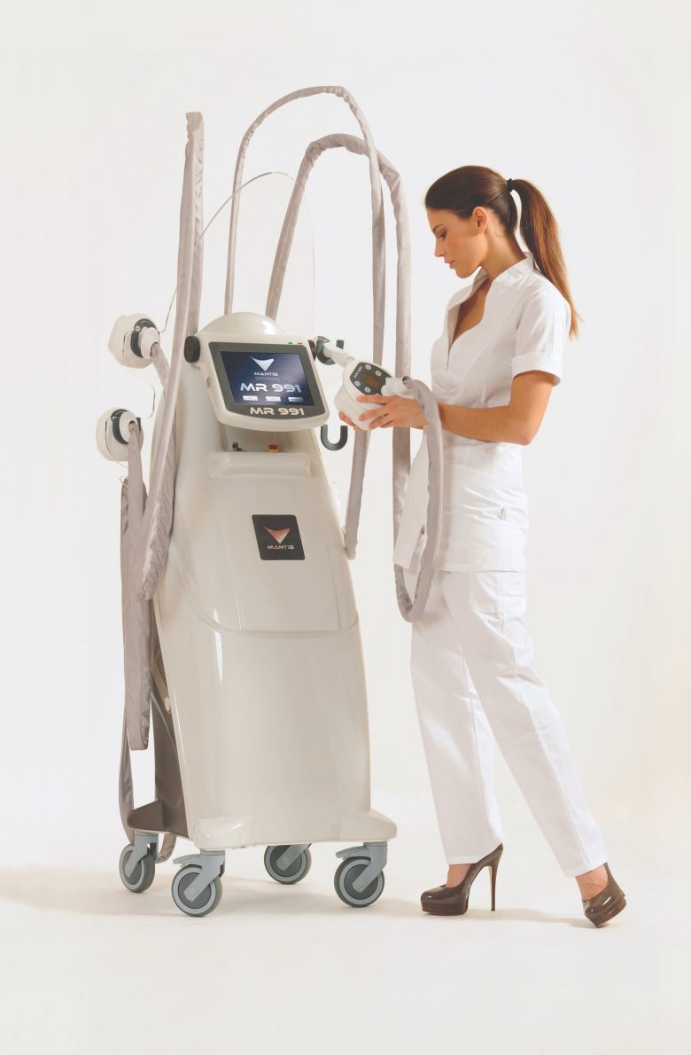 mr991-white4-780x1190