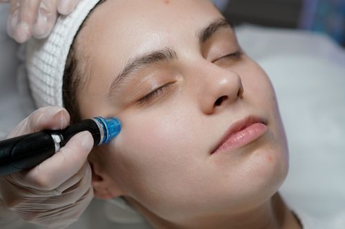 Курс каких бьюти-процедур начать осенью — рассказывают эксперты