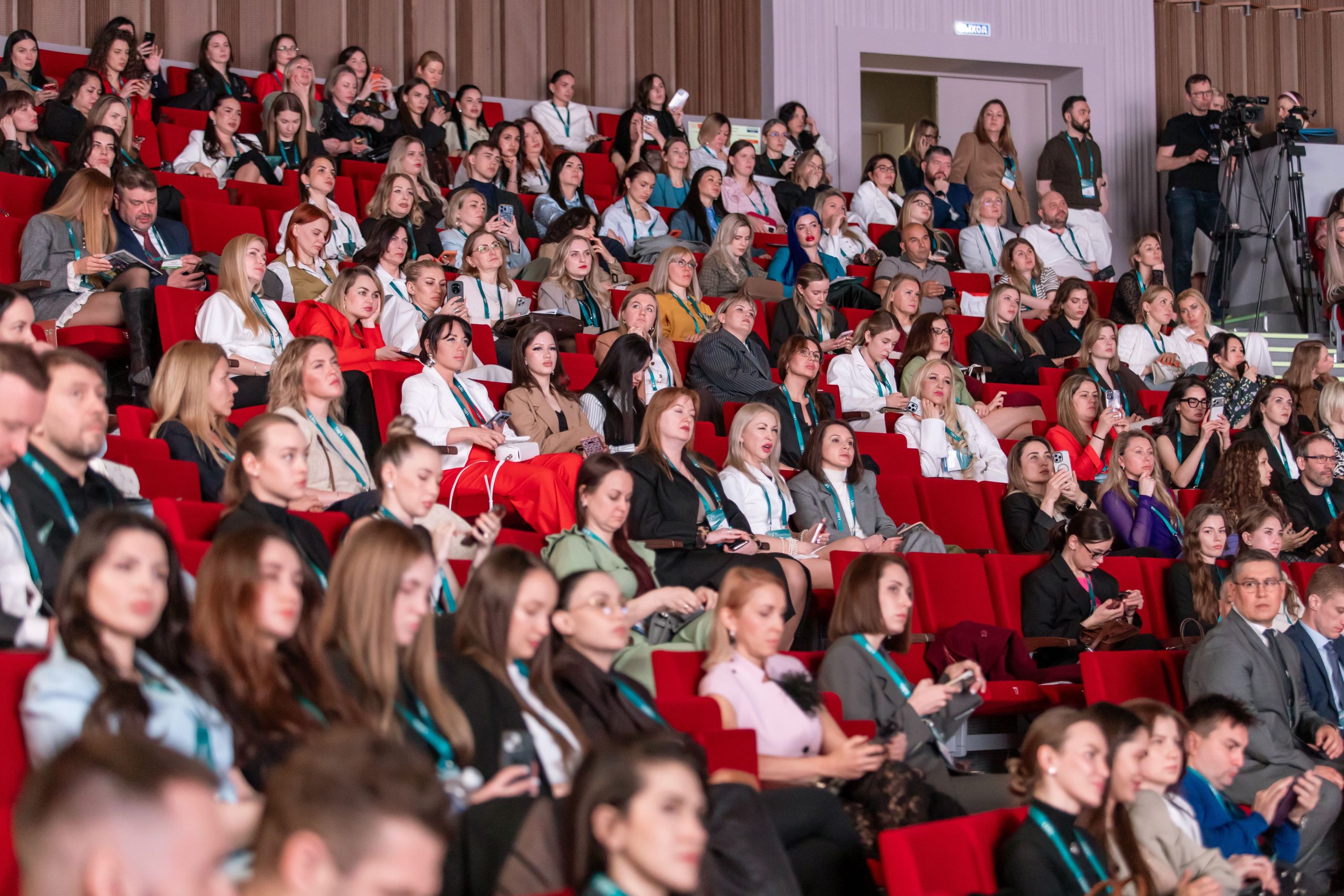 VIII Черноморский конгресс: новая эра в эстетической медицине 04